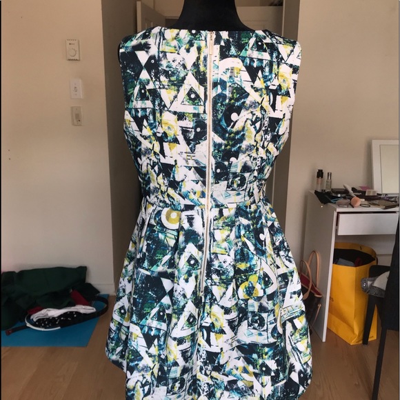 Dress - Picture 3 of 6